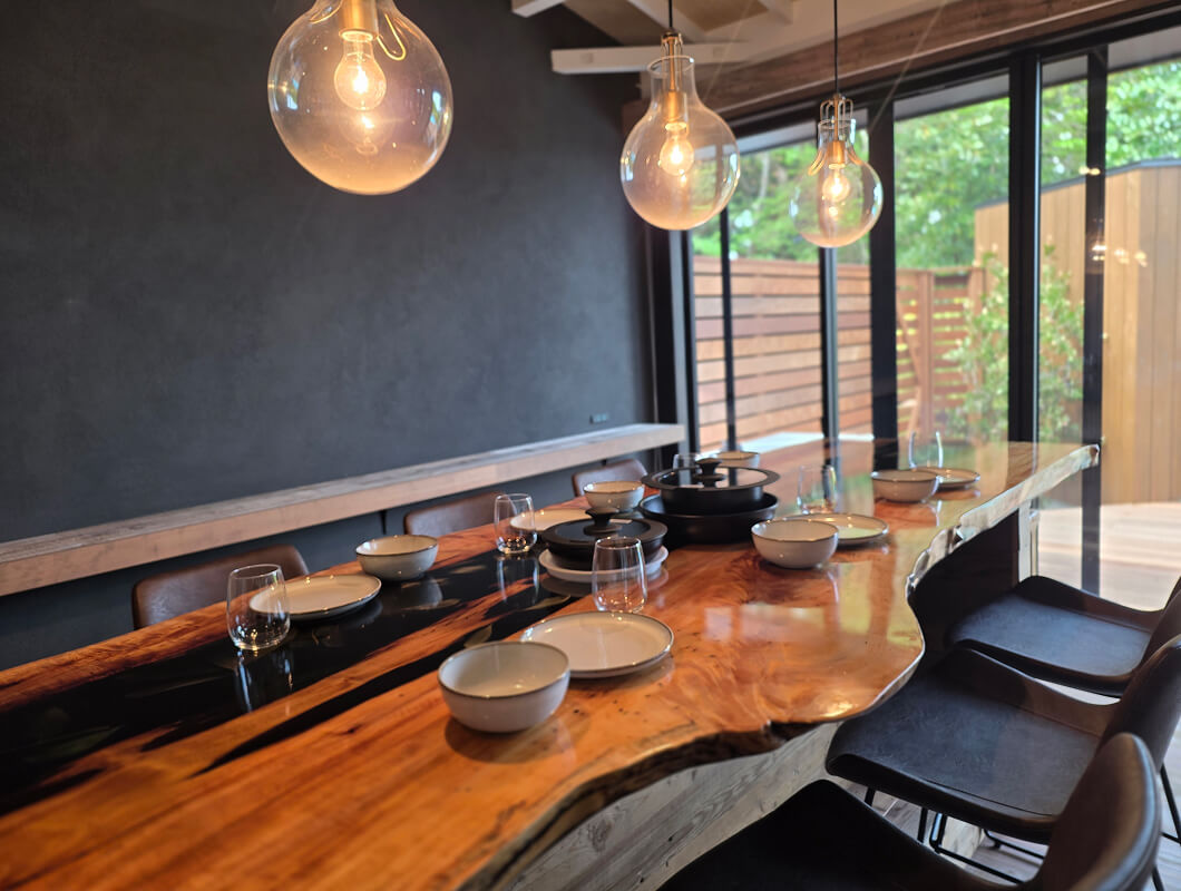 Kitchen & Dining 記憶を紡ぐ、美しい食卓の舞台